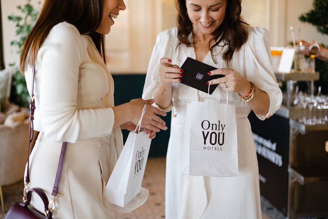 HOLYSTIC, encuentro de mujeres creadoras en Only YOU Hotel Valencia organizado con El Jardín & Co